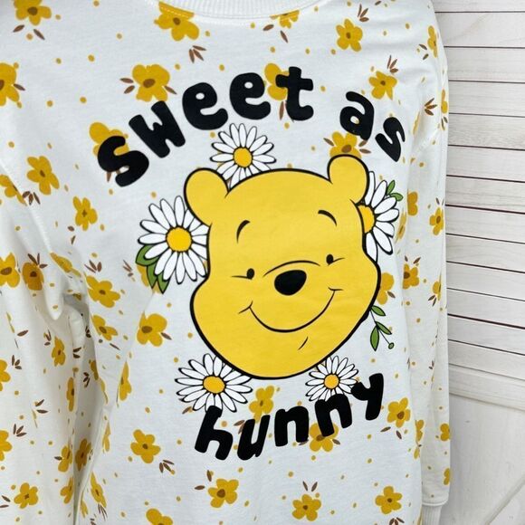 Disney Winnie The Pooh Sweet‎ As Honey Floral Sweatshirt White Yellow Medium - Picture 5 of 13